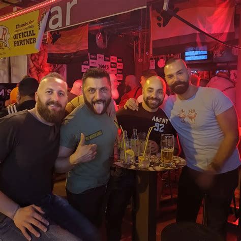 gay bars maspalomas|Toms Cruising Bar